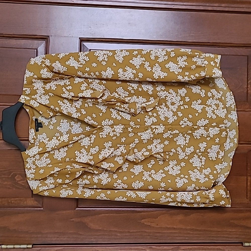 Ann Taylor Floral Top